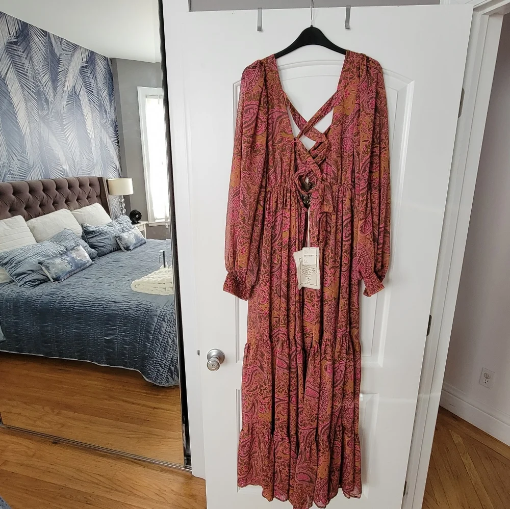 Free People reposhing this